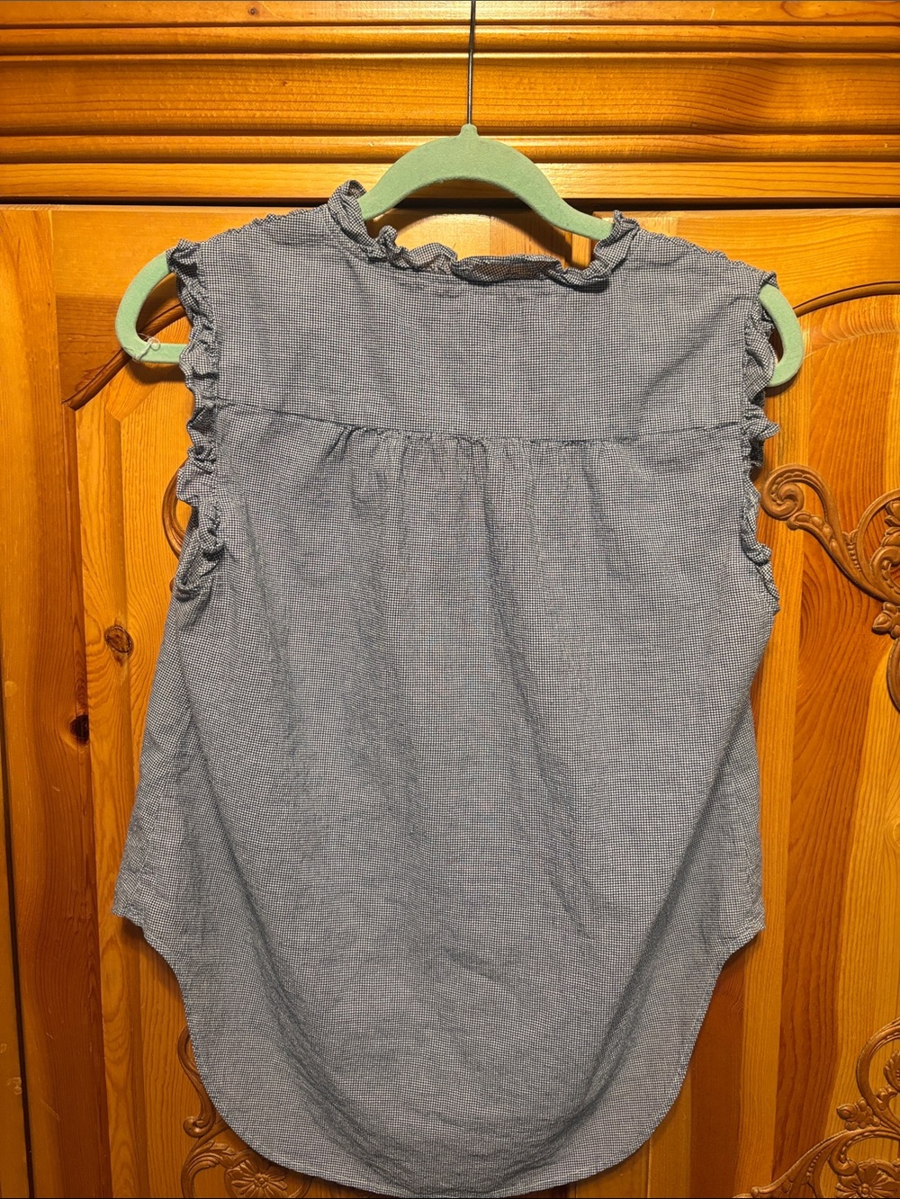 DKNY Women's Blue Ruffled Sleeveless Top - Picture 4 of 5